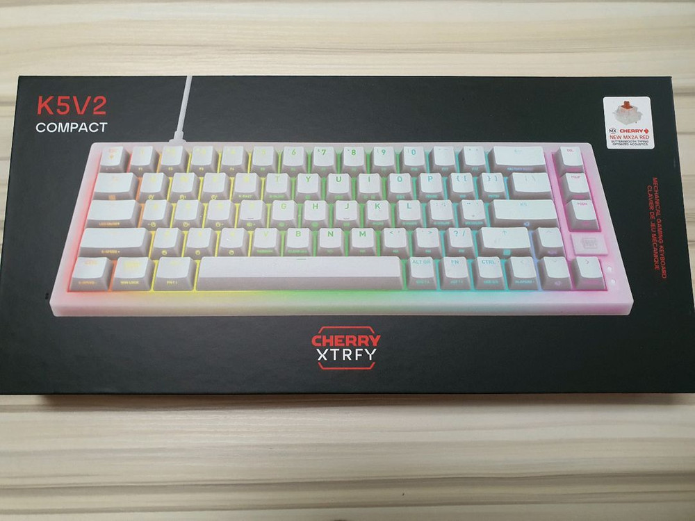 체리 Xtrfy K5V2 RGB 게이밍 키보드--1