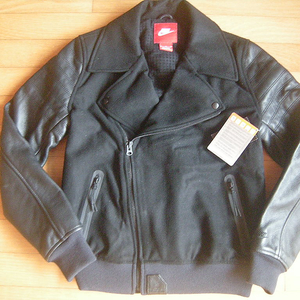 나이키nsw르브론 모터크로스 라이더가죽자켓 국내미출시 한정판최고급레어60만원대제품 할인/아디다스 자동차 아이폰