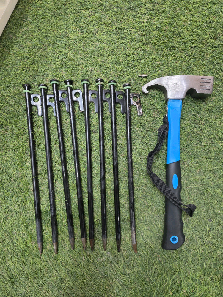 새상품 캠핑 테이블 랙 행어 팩망치포함--7