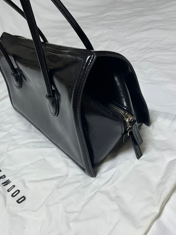 마지셔우드 보스턴백 미디움 플레인--3