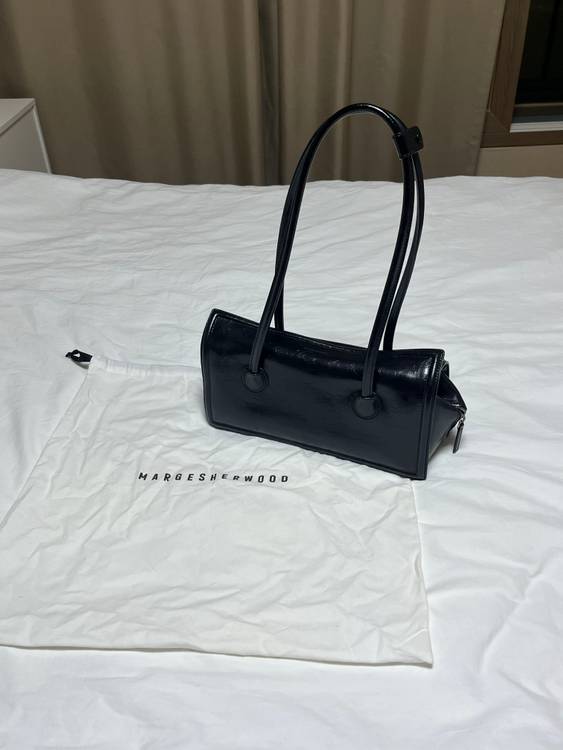 마지셔우드 보스턴백 미디움 플레인--7