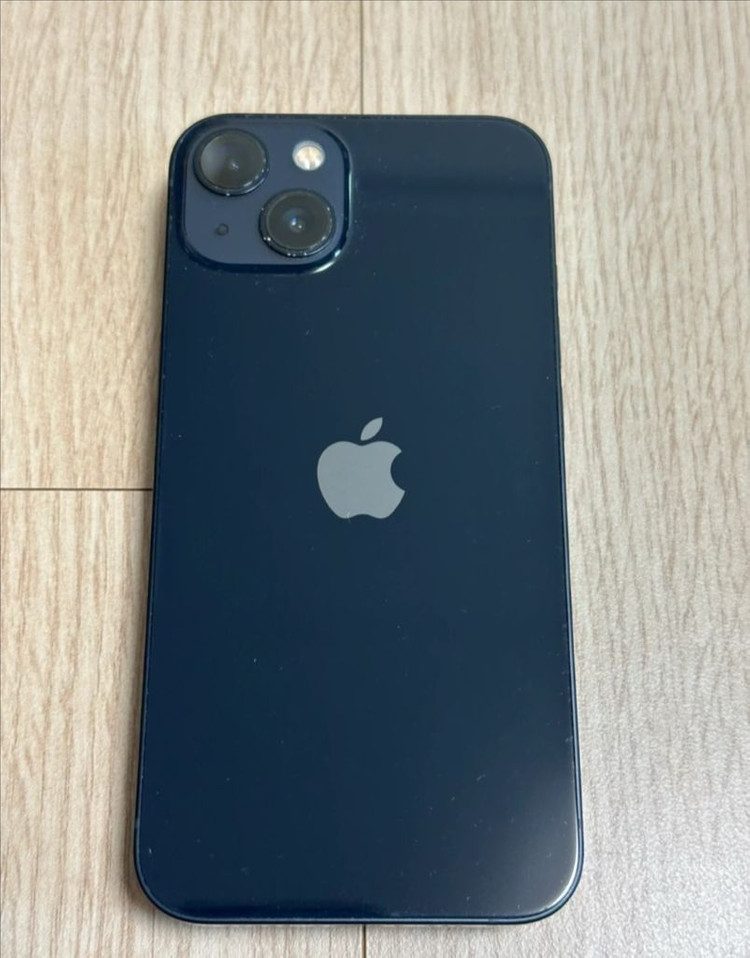 상태a급 아이폰13 128기가 미드나이트 판매 이미지