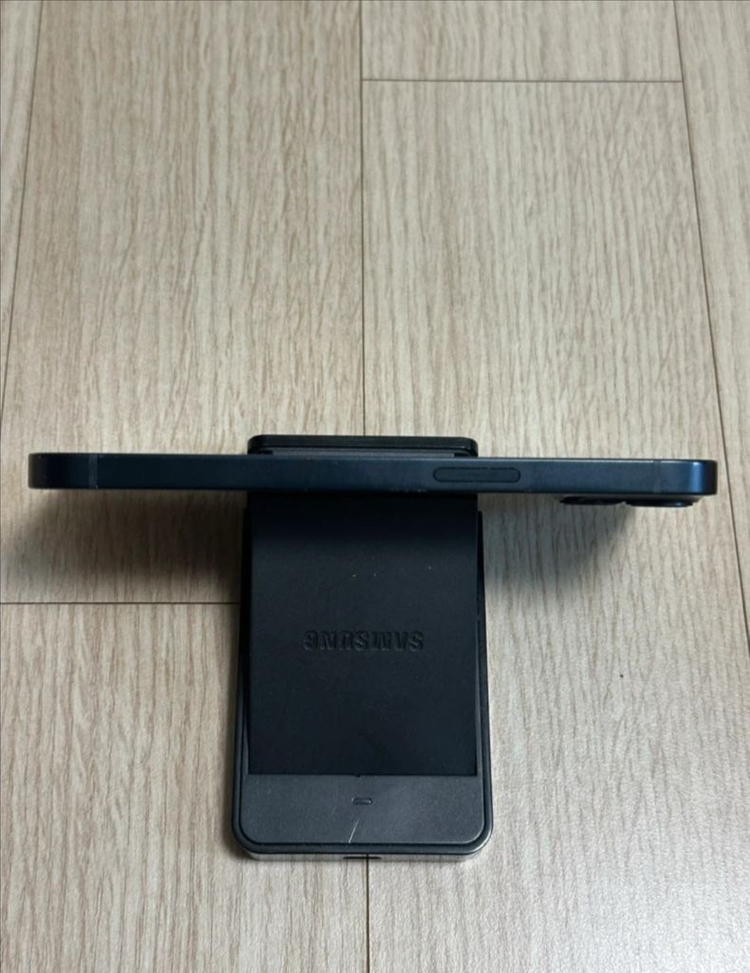 상태a급 아이폰13 128기가 미드나이트 판매 이미지