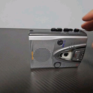 소니 카세트 플레이어 tcm-400