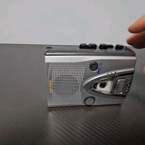 소니 카세트 플레이어 tcm-400