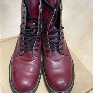 호킨스 8홀 체리레드 280