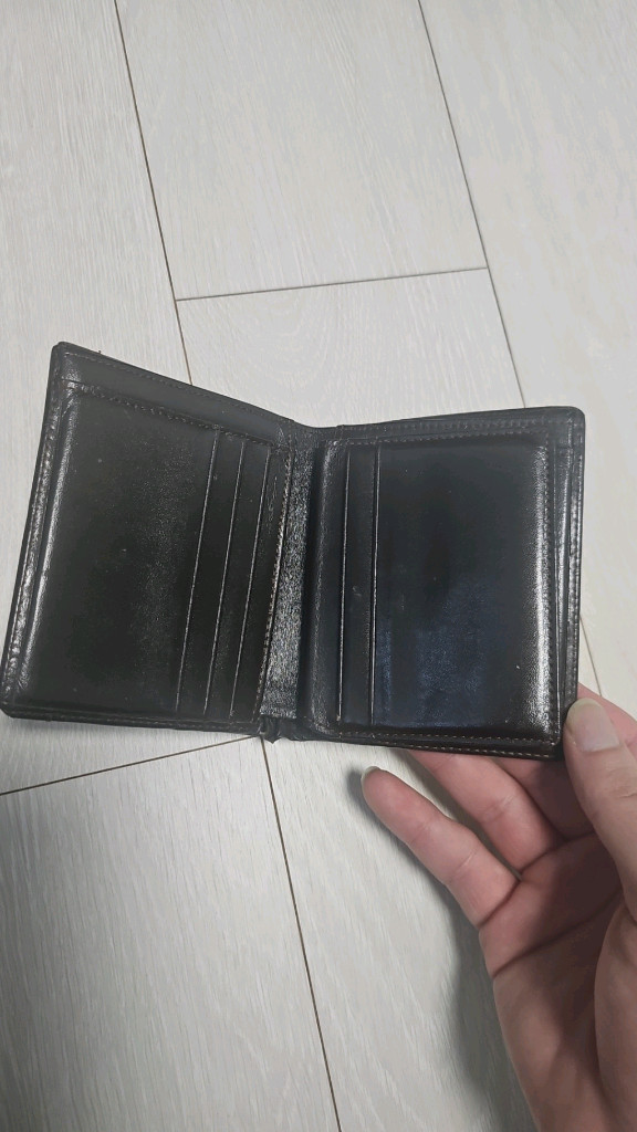 버버리체크반지갑 이미지