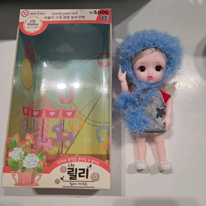 스키즈 필릭스 ATE ST. 파란모자 + 다이소 릴리인형 이미지