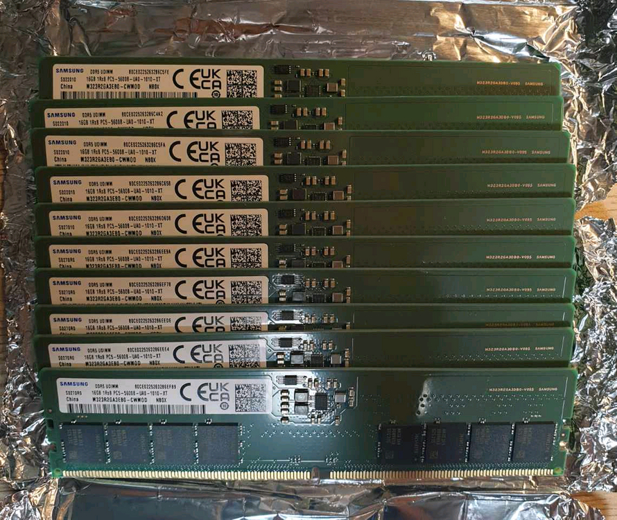 삼성 램 DDR4 3200, DDR5 5600 16GB--1