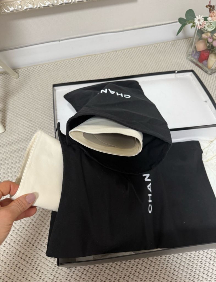 샤넬롱부츠 100%정품.새상품245--3