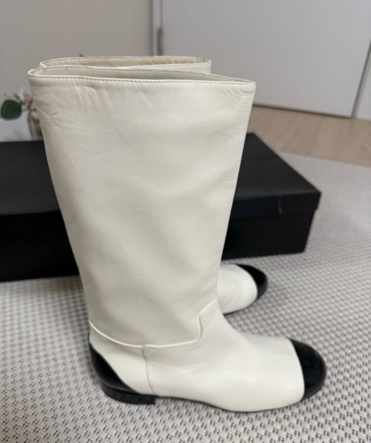 샤넬롱부츠 100%정품.새상품245--8