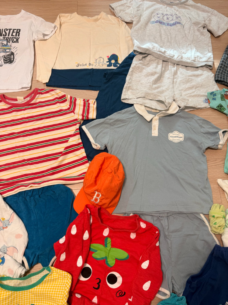 여름 옷 아동복 반바지 티셔츠 모자 상하 35장 일괄 120-130--8