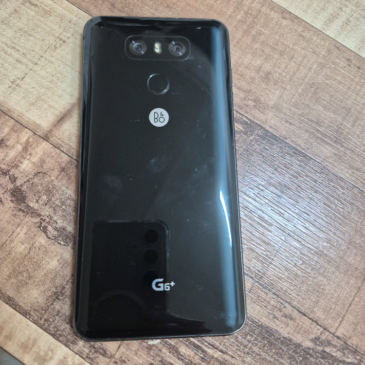 LG G6+--1