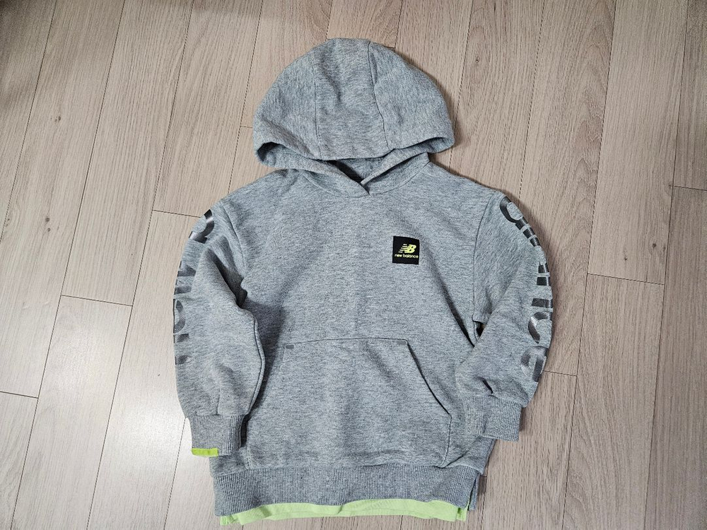 뉴발란스키즈 경량패딩+후드티셔츠 (110사이즈)--1
