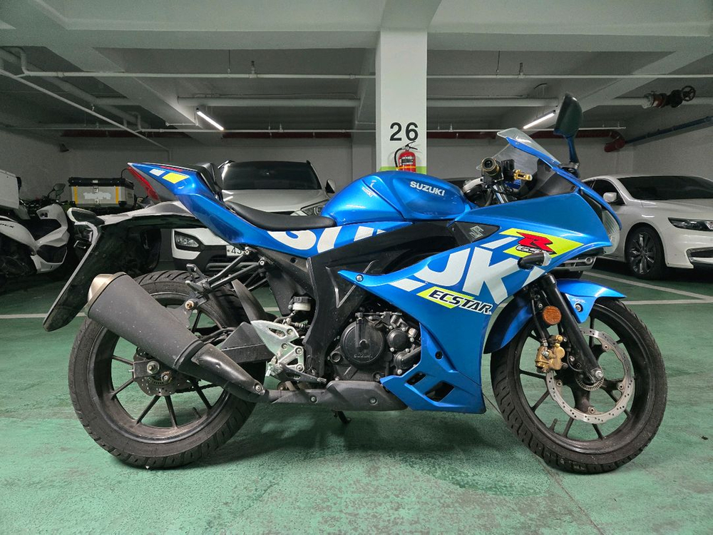 gsxr125 23년식 2만--1