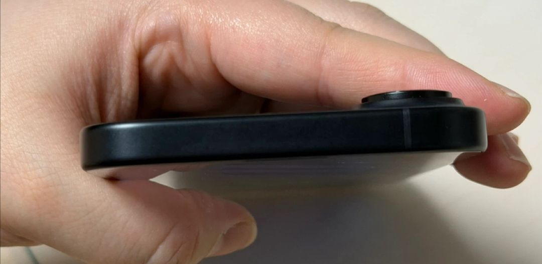 아이폰16 블랙 128GB 팝니다.--2