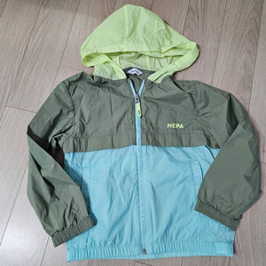 네파키즈 여름 바람막이 (120사이즈)