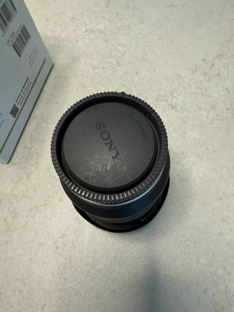 탐론 17-28mm F2.8 표준 줌 렌즈--2