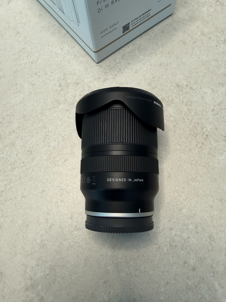 탐론 17-28mm F2.8 표준 줌 렌즈--5