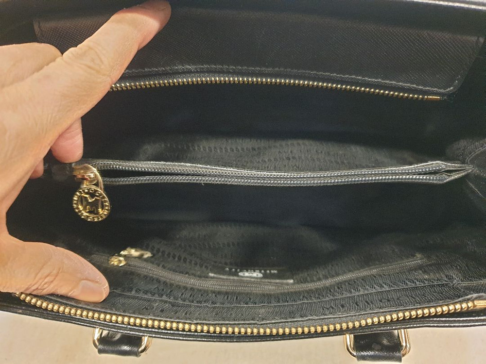 메트로시티 블랙 토트백--8