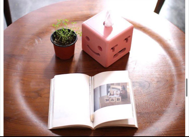 (새상품) 이모션 큐브 티슈케이스 (가격내림)--1