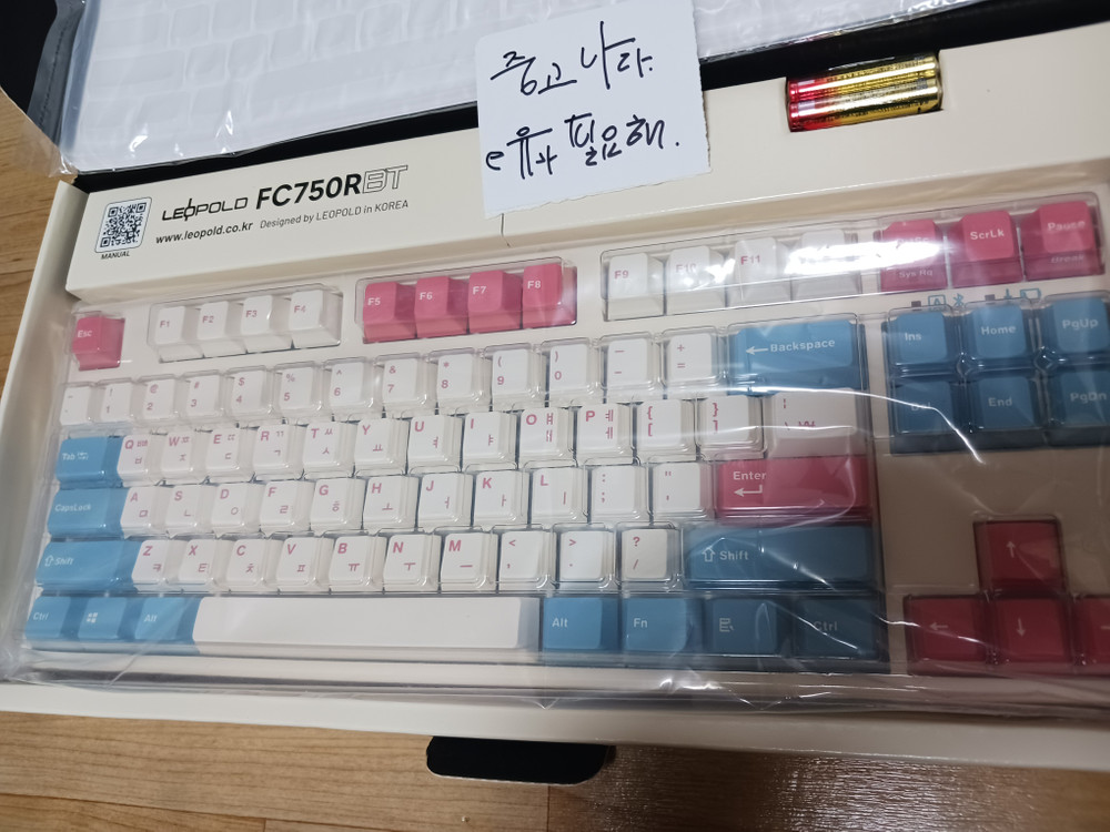 레오폴드 FC750RBT MX2A 저소음적축 기계식키보드 / 새거급--1