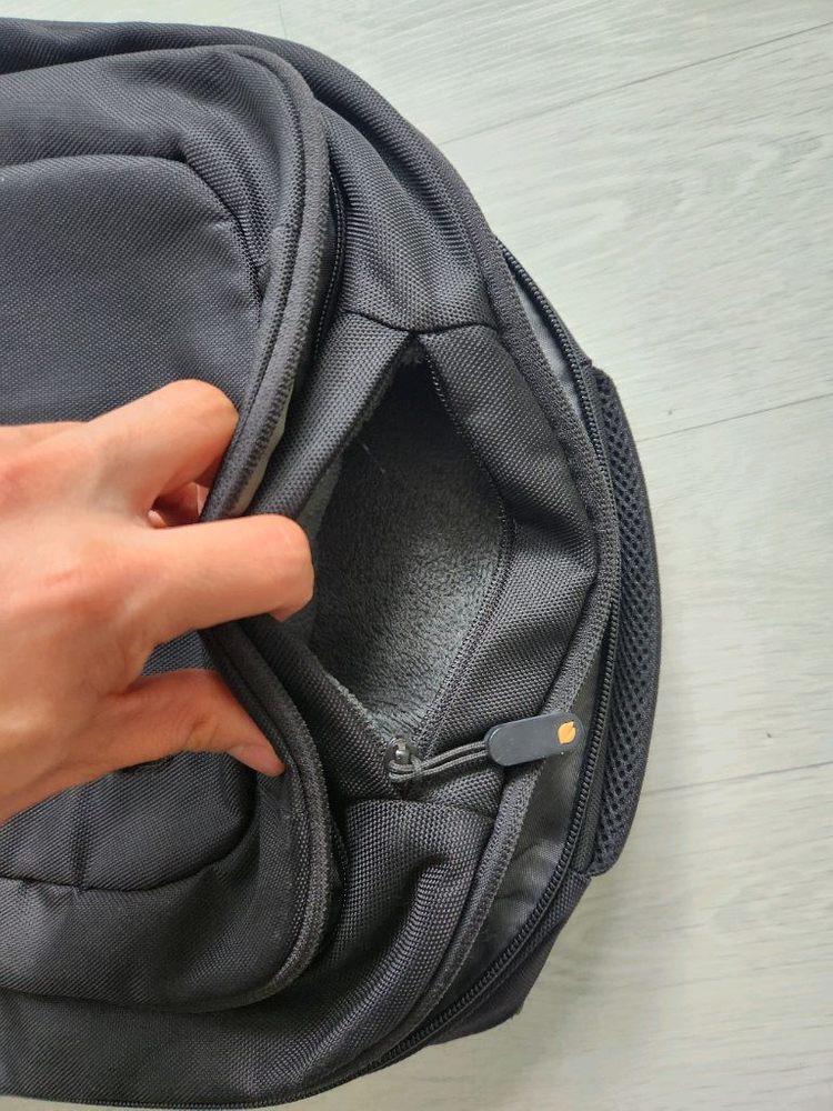 인케이스 백팩 이미지