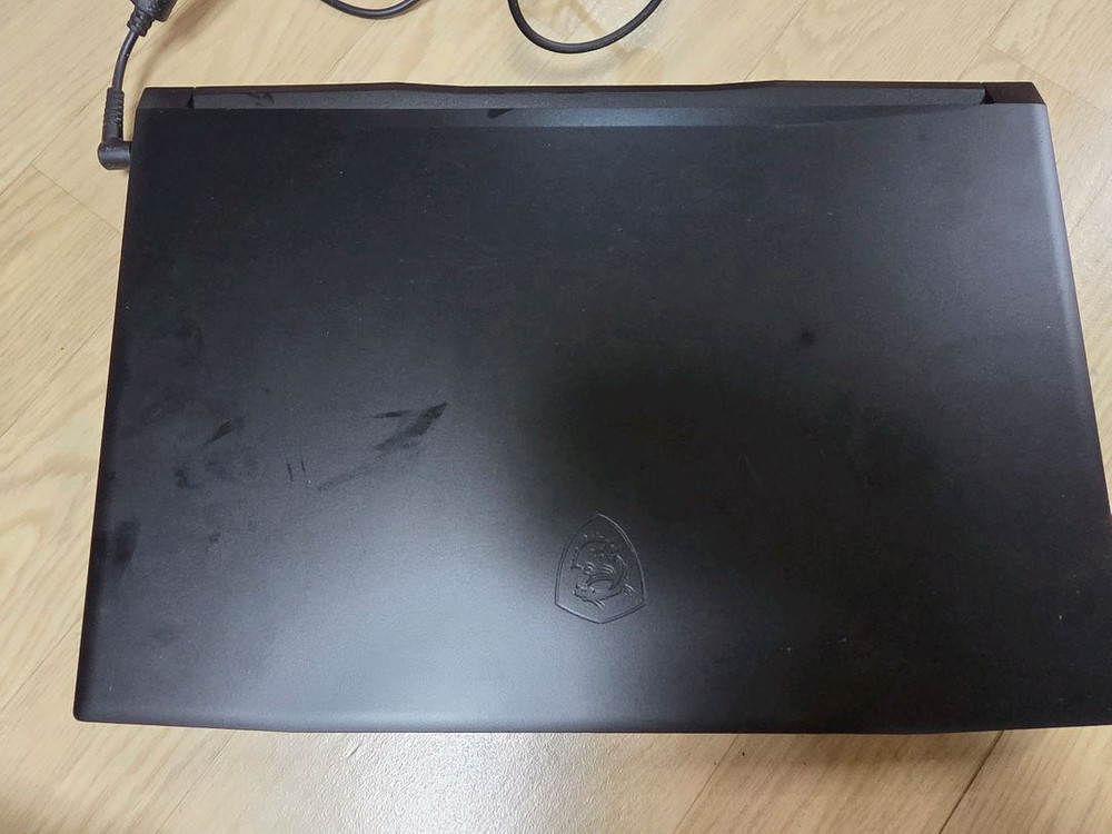 msi sword 17 a11ue 게이밍노트북--2