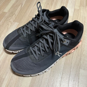 온러닝 클라우드 플로우 그레이(260)