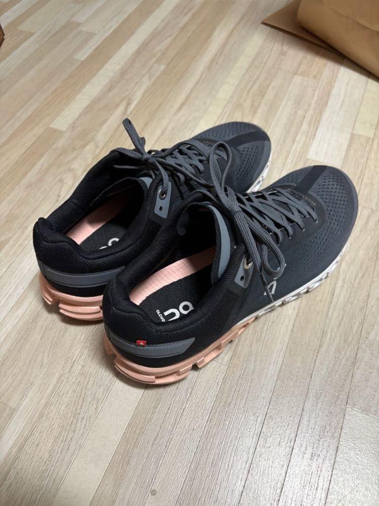 온러닝 클라우드 플로우 그레이(260)--1