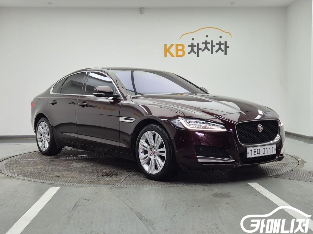 [재규어]XF(X260) 2.0D 포트폴리오 AWD #3월급매--1