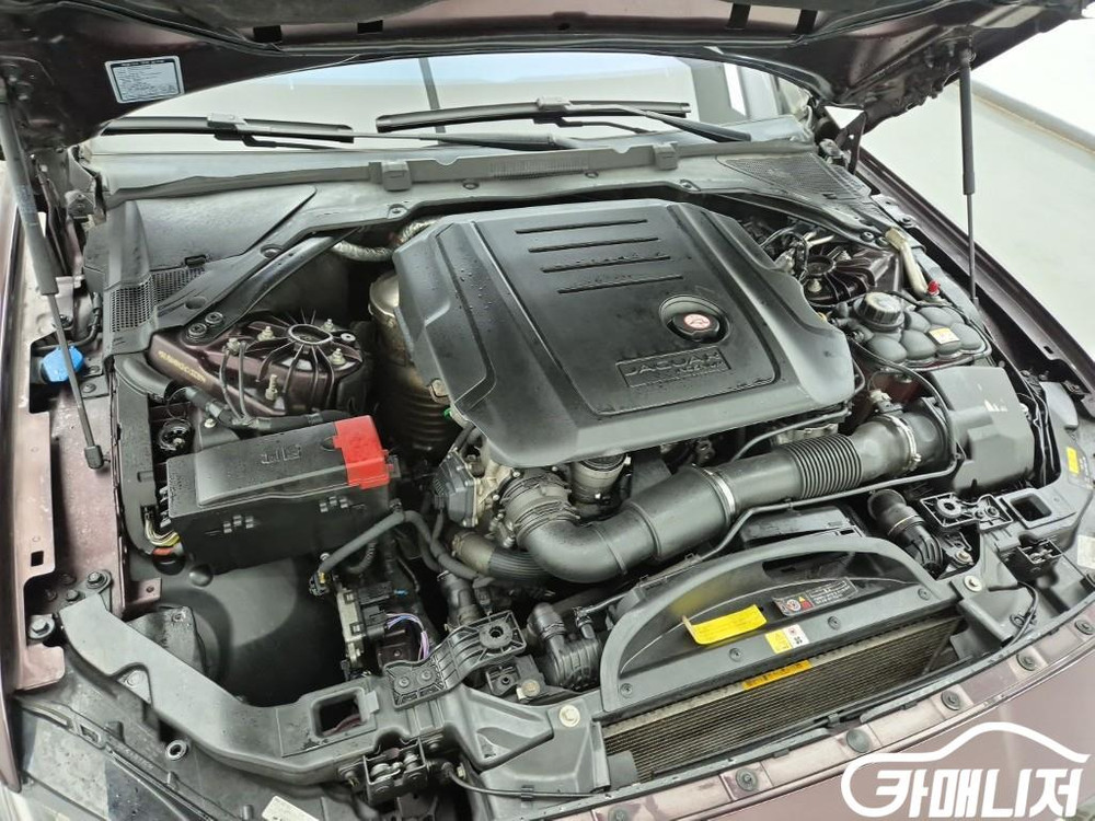 [재규어]XF(X260) 2.0D 포트폴리오 AWD #3월급매--5