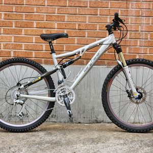 게리피셔 HiFi plus 풀샥 산악 자전거 팝니다