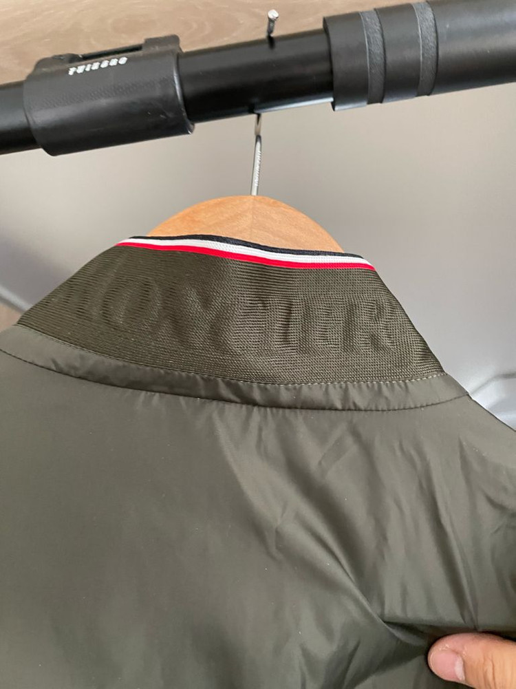 몽클레어 바람막이 3사이즈 실측100--4