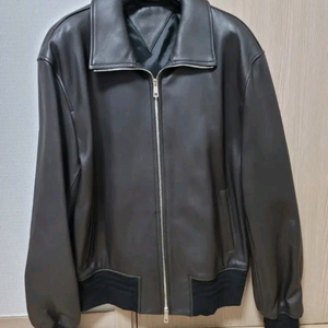 주카스페이스 보테가베네타st 트라이앵글 레더 자켓 점퍼