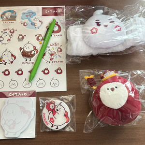 덕성여대 굿즈 인형 그립톡 스티커 등 일괄판매 대학굿즈 입학키트