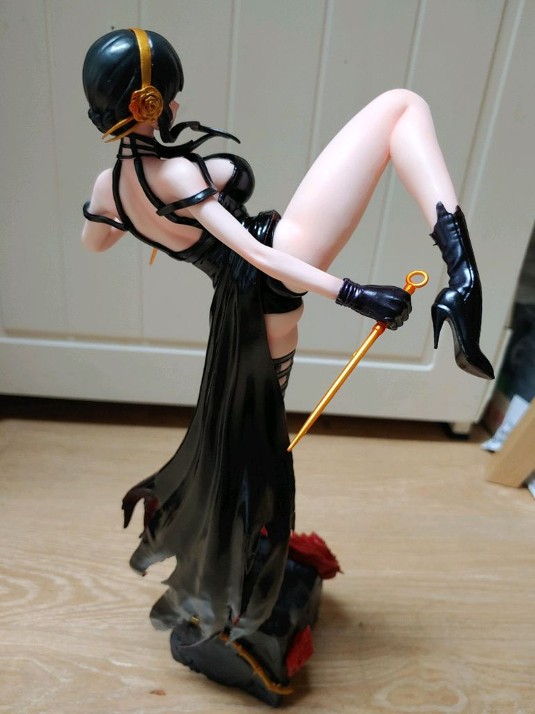 요르 포저 미소녀 피규어 (할인) 이미지