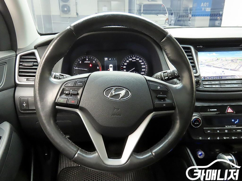 [현대]올뉴투싼 디젤 1.7 2WD 모던 (5인승 /1톤) #3월급매 이미지