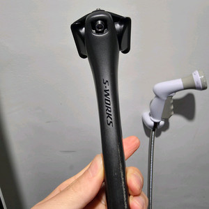 에스웍 sl8 싯포스트 팝니다