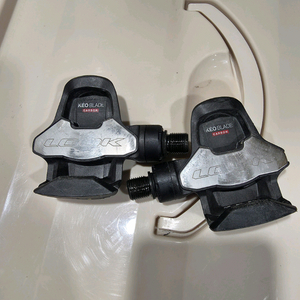 룩 케오 블레이드 카본 페달 팝니다