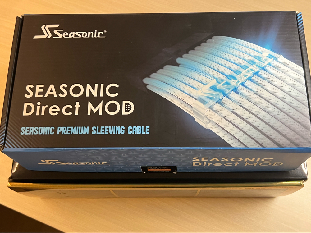 시소닉 PRIME GOLD GX-1300 풀모듈러,슬리핑케이블 1300W--1