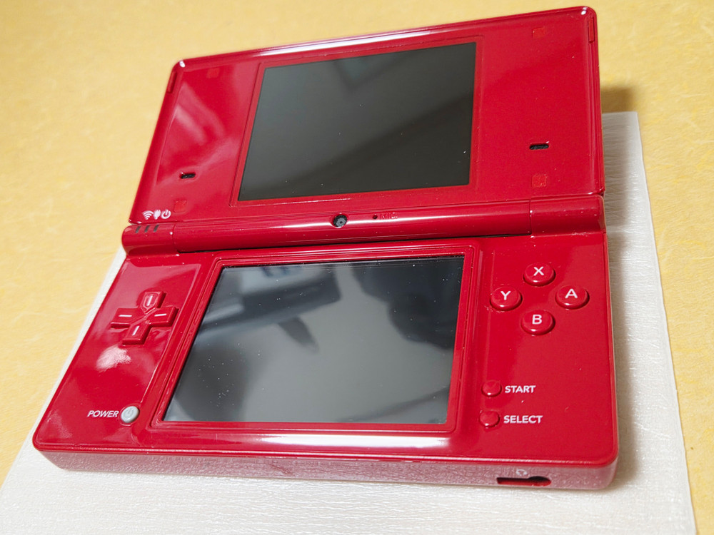 할인가능) 내용필독!) 미품급 닌텐도 dsi 예쁜레드 내구성갑 제품 dslite x 레트로랜드--4