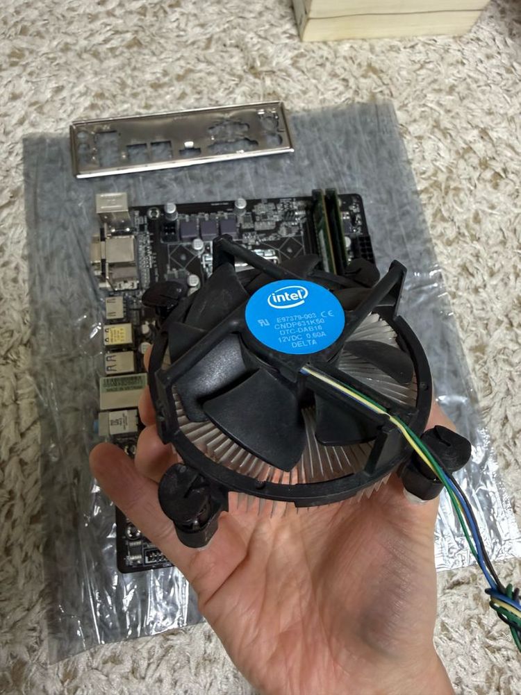 인텔 펜티엄 G3240 + 애즈락 H81M-HDS + 삼성 DDR3 12800U 8G 저전력 사무용 미니 PC 이미지