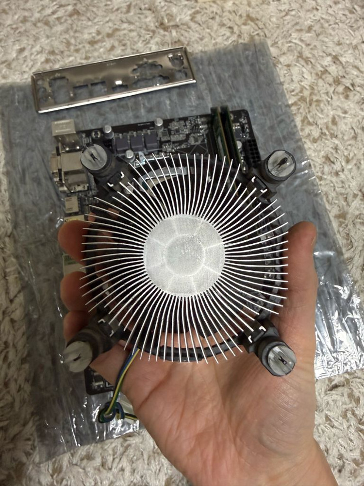 인텔 펜티엄 G3240 + 애즈락 H81M-HDS + 삼성 DDR3 12800U 8G 저전력 사무용 미니 PC 이미지