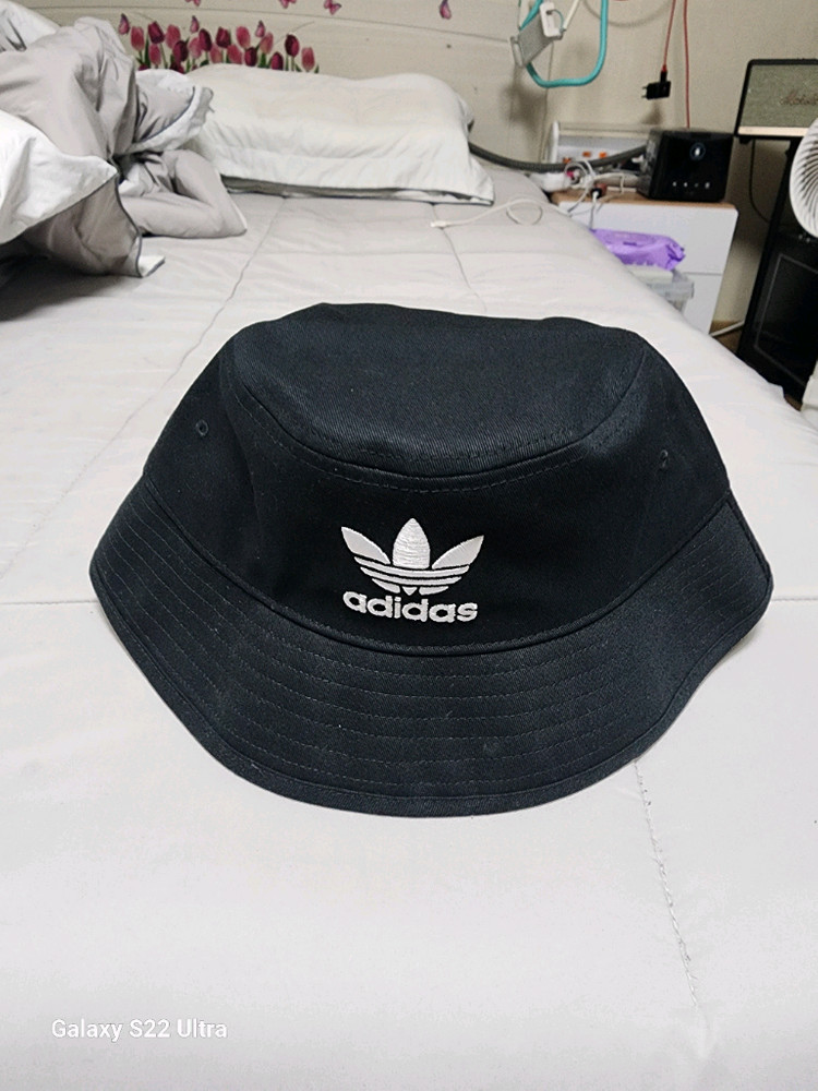 아디다스 블랙 버킷햇 새상품--1