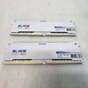 [RAM] OLOy DDR4-3600 CL18 BLADE RGB White 32GB(16G x 2)