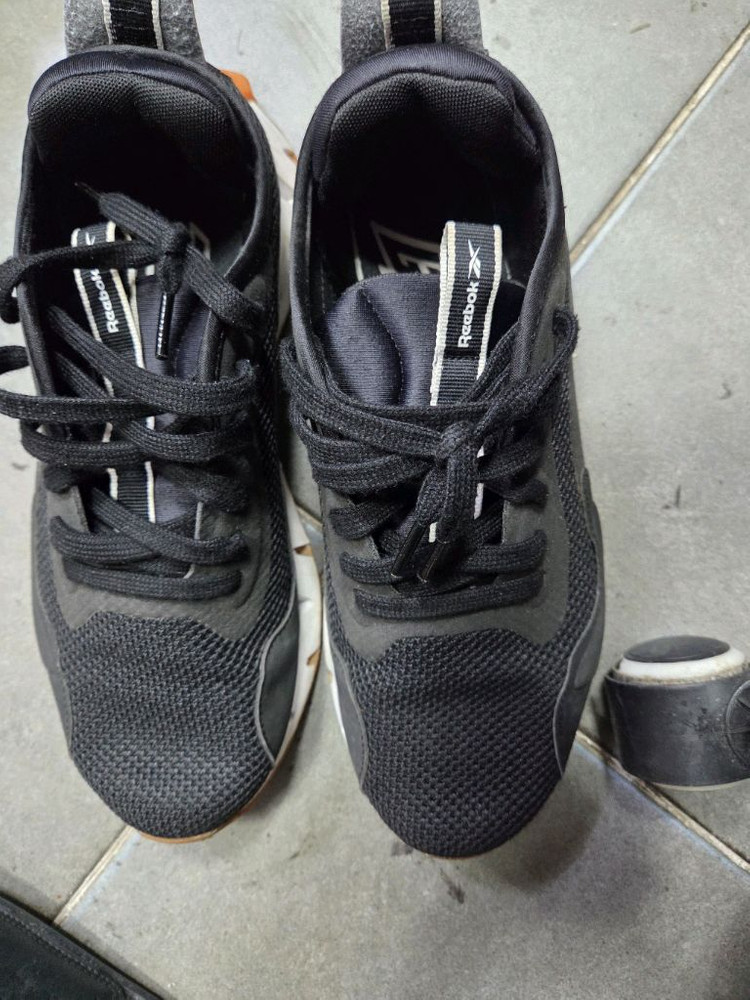 리복 운동화 260--1