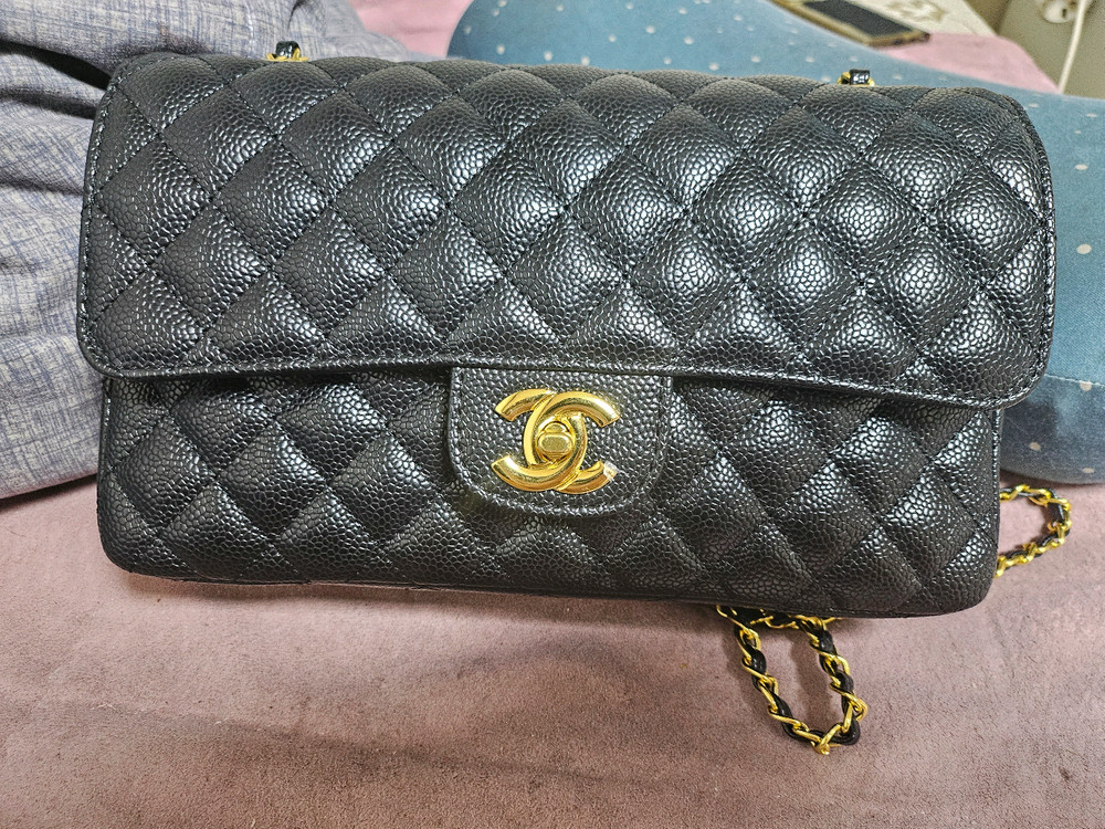 샤넬 클래식 캐비어--1