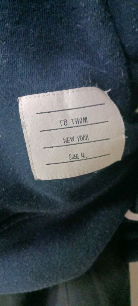 톰브라운 상 어--2