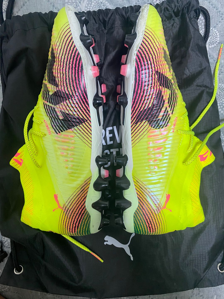 퓨마 퓨처8 얼티메이트 MG 270 이미지